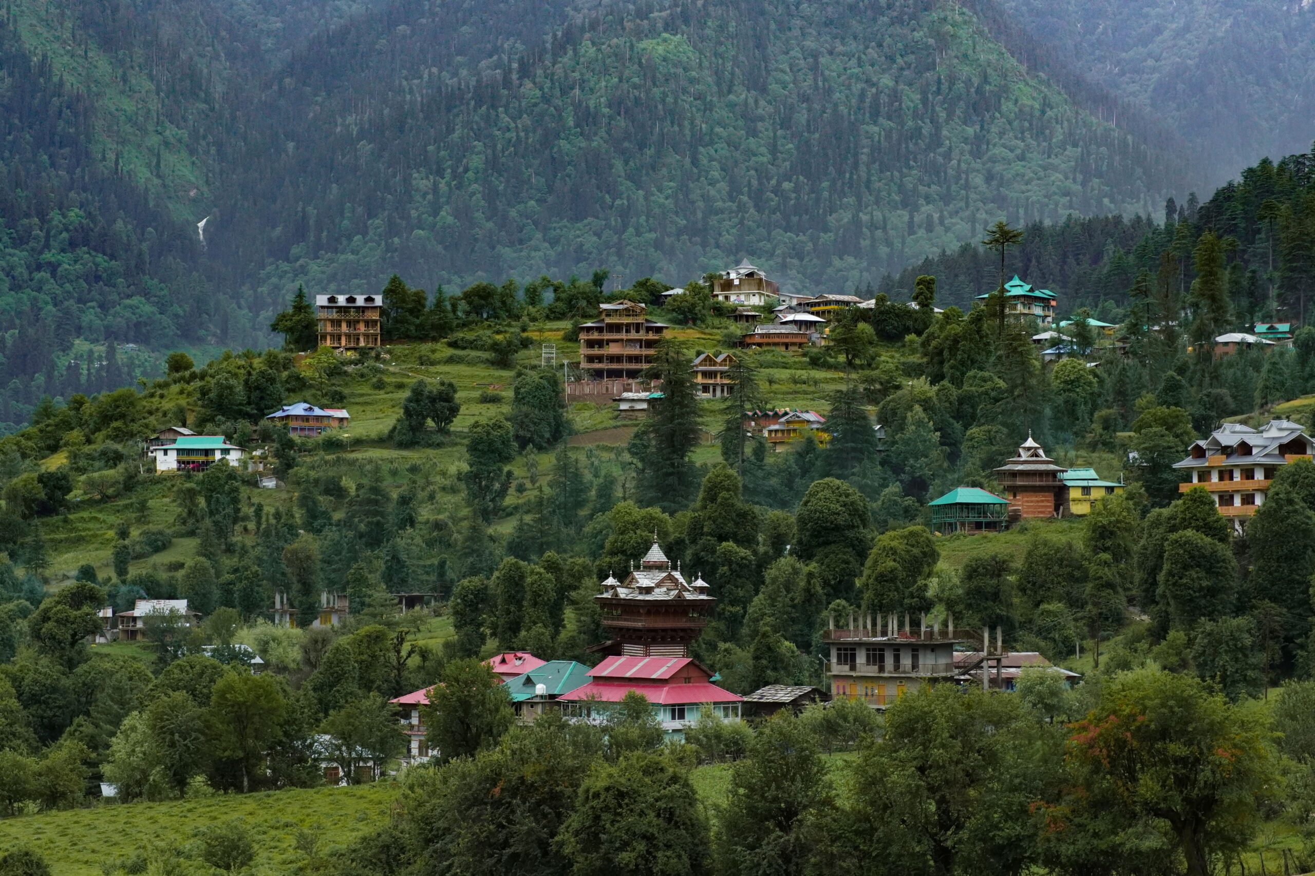 Tirthan Valley for Forest Escapes, Riverside Stays and Nature-Led Slow Travel